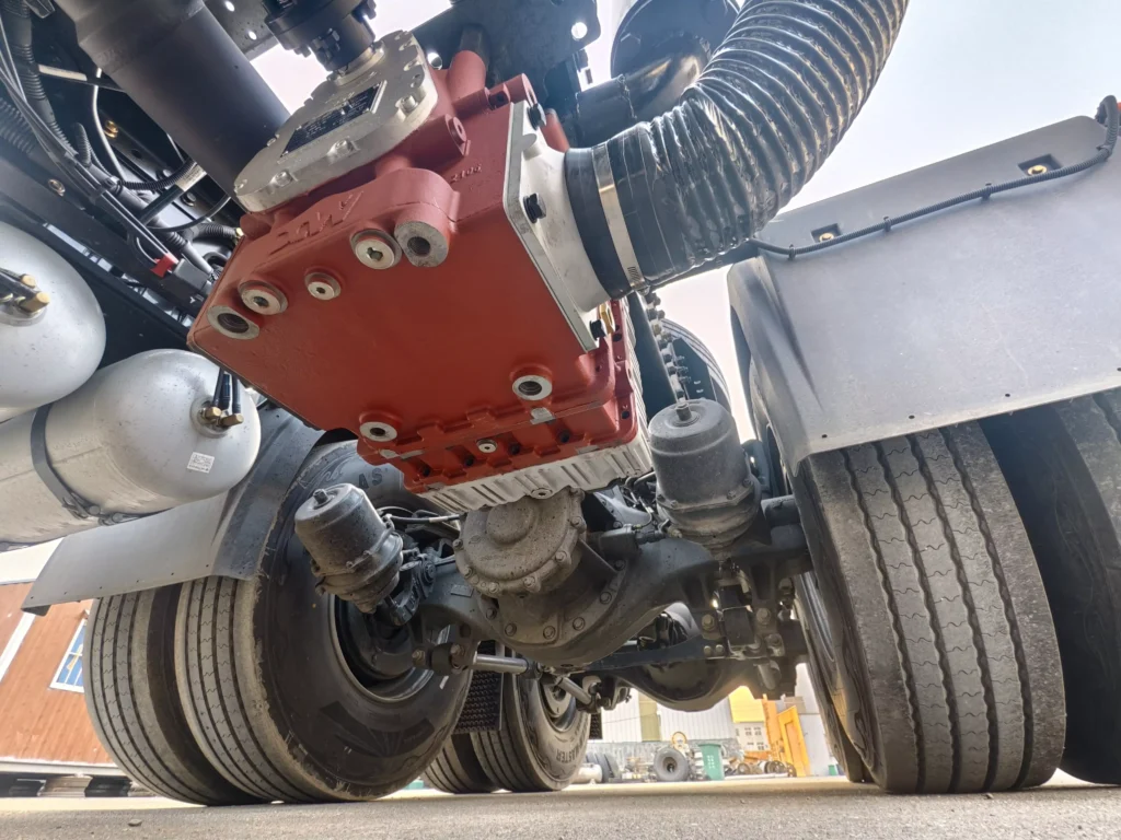 WYC 37 PTO Cpmpressor